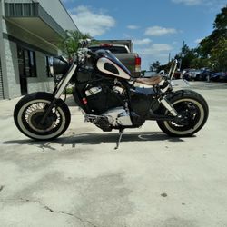 Honda Shadow Bobber 1100cc, custom Work, Very Loud, Powerful 