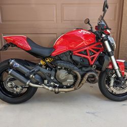 2015 Ducati Monster Stripe