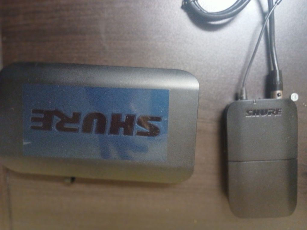 Shure Wireless Guitar System