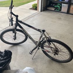 Free Trek Mountain Bike For Parts