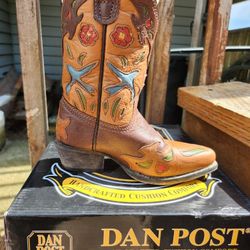 Dan Post Cowgirl Boots - Like New! 