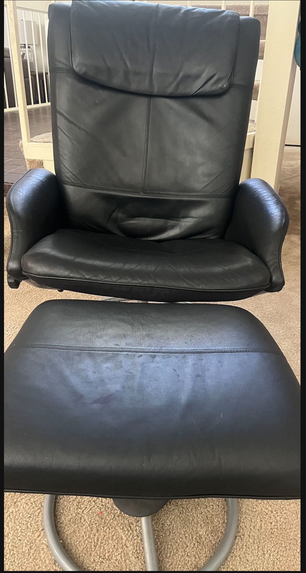 Swivel chair with matching ottoman