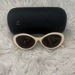 Off White Ivory Like Chanel 1:1 Sunglasses With Case