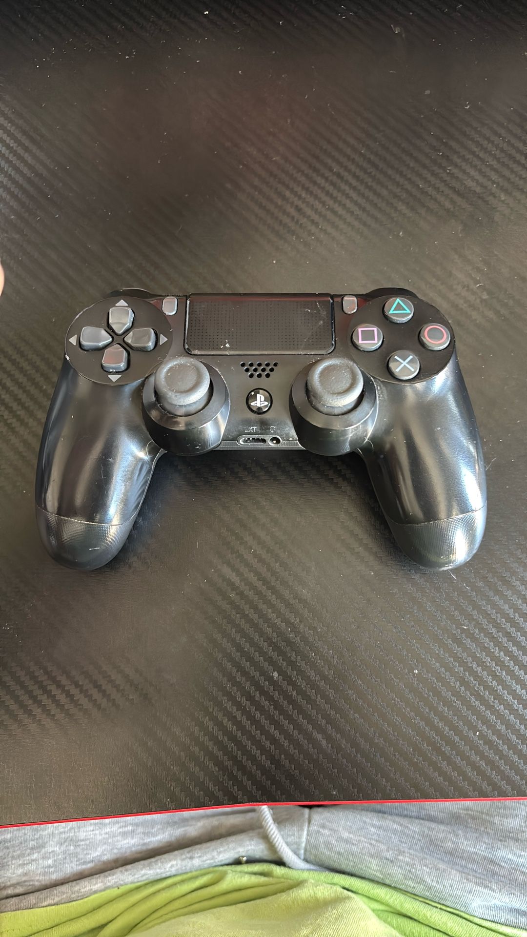 PS4 Controller