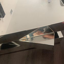 Mirror Table