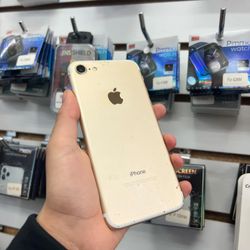 IPhone 7 32GB Unlocked