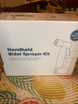 Handheld bidet sprayer kit