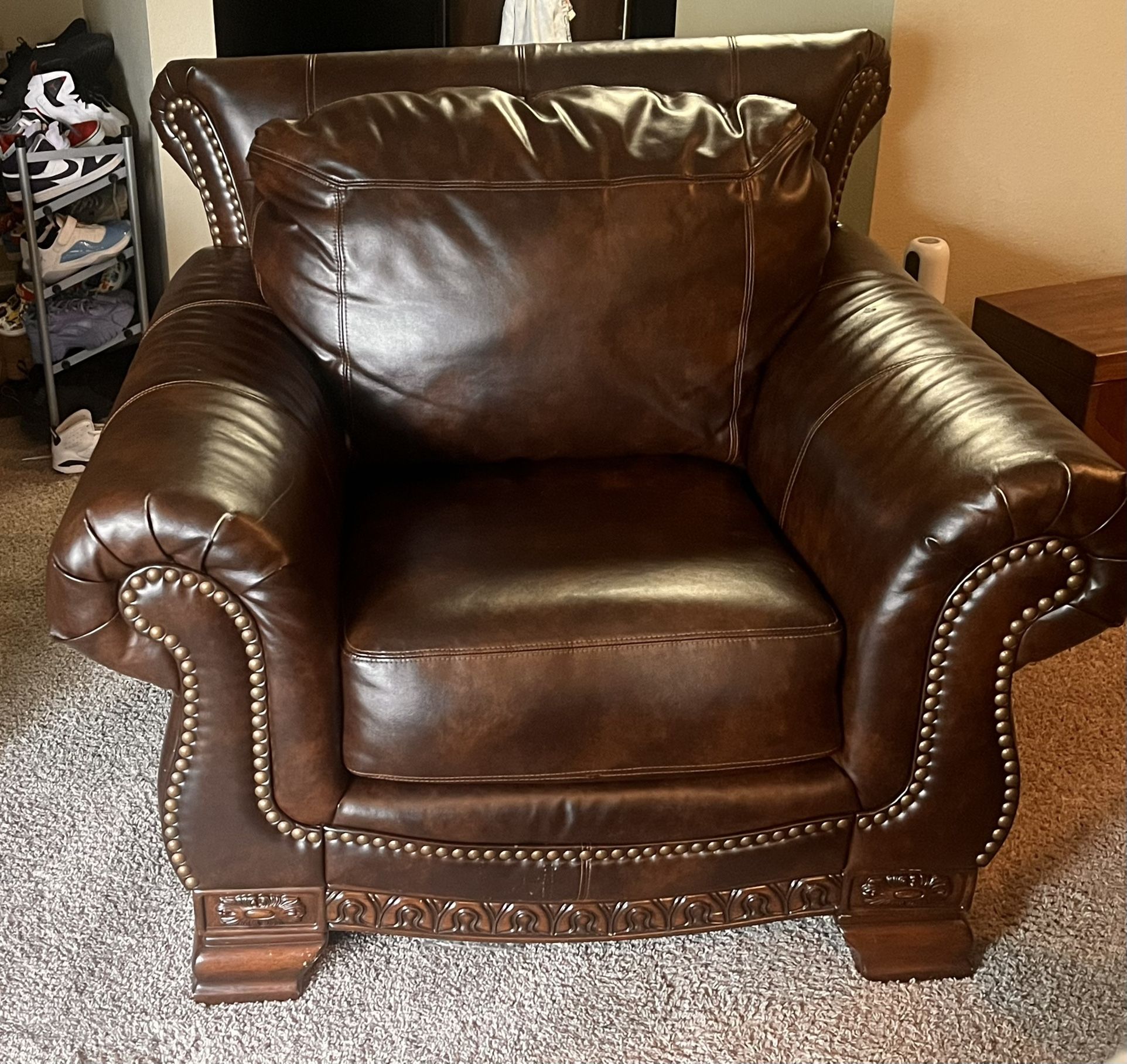 Leather Furniture 