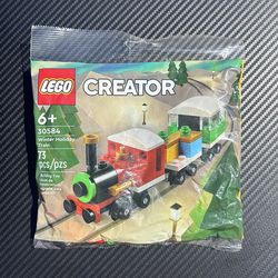 LEGO Creator Winter Holiday Train 30584 Polybag Seasonal Complete Set 73 Pieces
