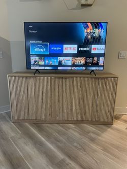 Oak Fluted TV Stand