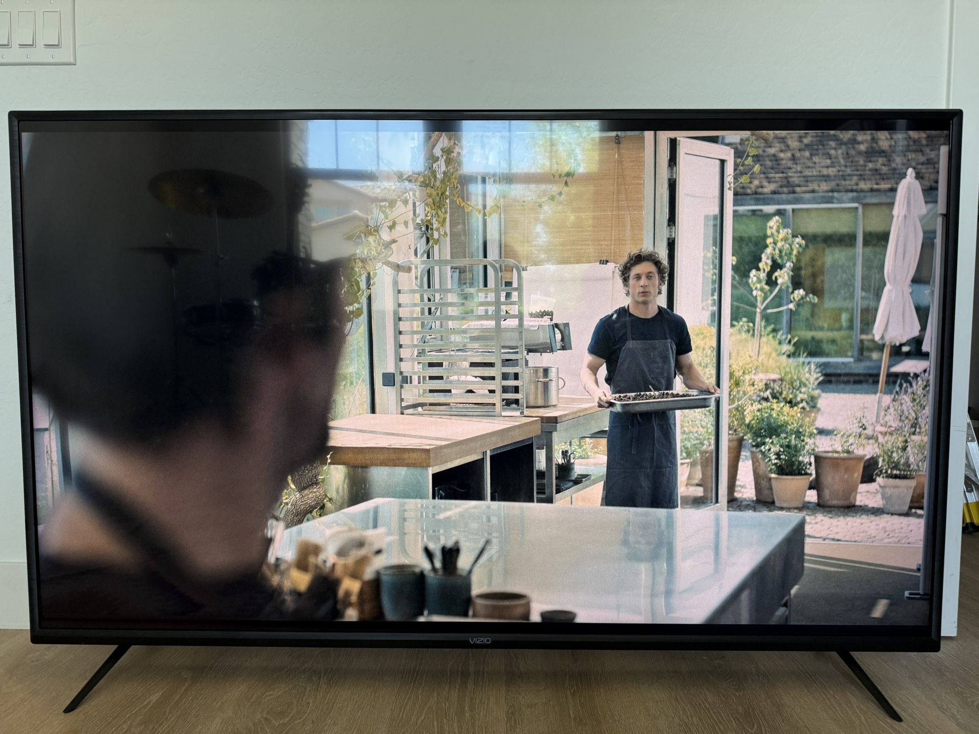 Vizio - QLED 4K UHD - Smart TV - 65”