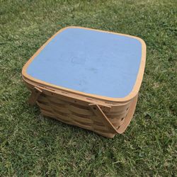 Vintage Basket Baskerville Putney Vermont Home Decor Decoration Picnic Basket