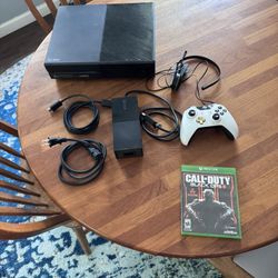 Xbox One + Game & Accesories