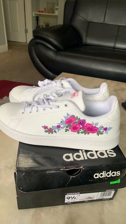 Adidas tennis shoes