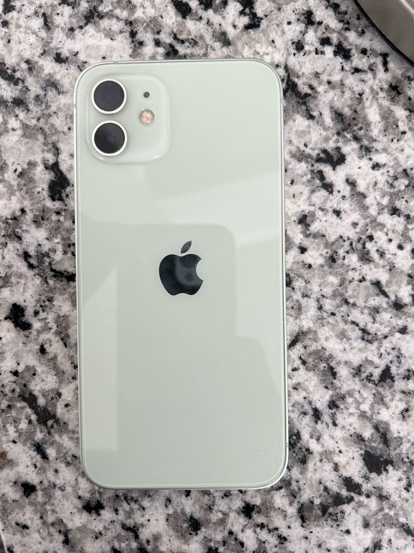 iPhone 12