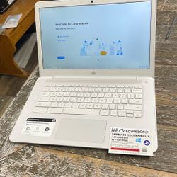 HP Chromebook 14” With Charger $135