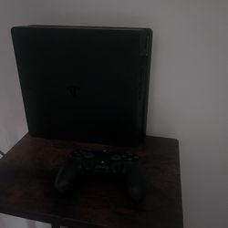 Ps4  (350$) 