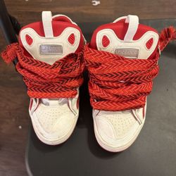 Lanvin Curbs