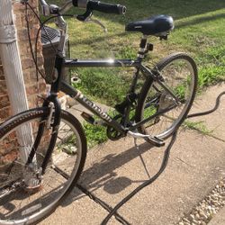 Men’s Raleigh Mountain Bike. 20 Inch Frame