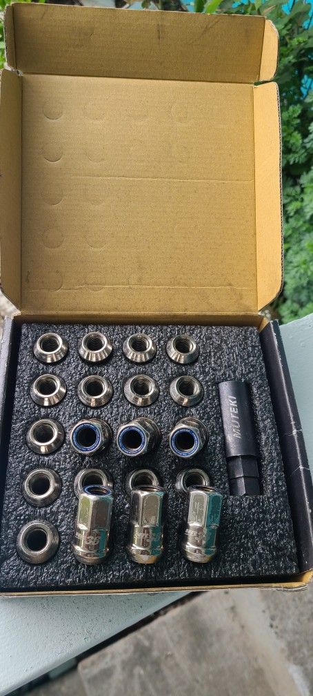 Muteki HR38 M12x1.25 Lug Nuts (BLUE)