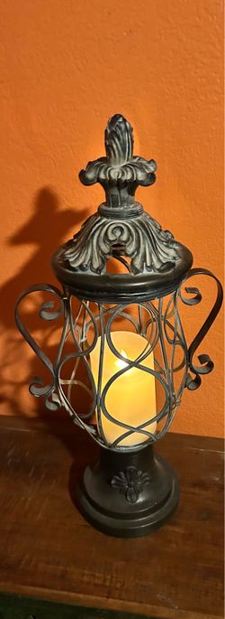 Vintage Style Decorative Wrought Iron Lantern