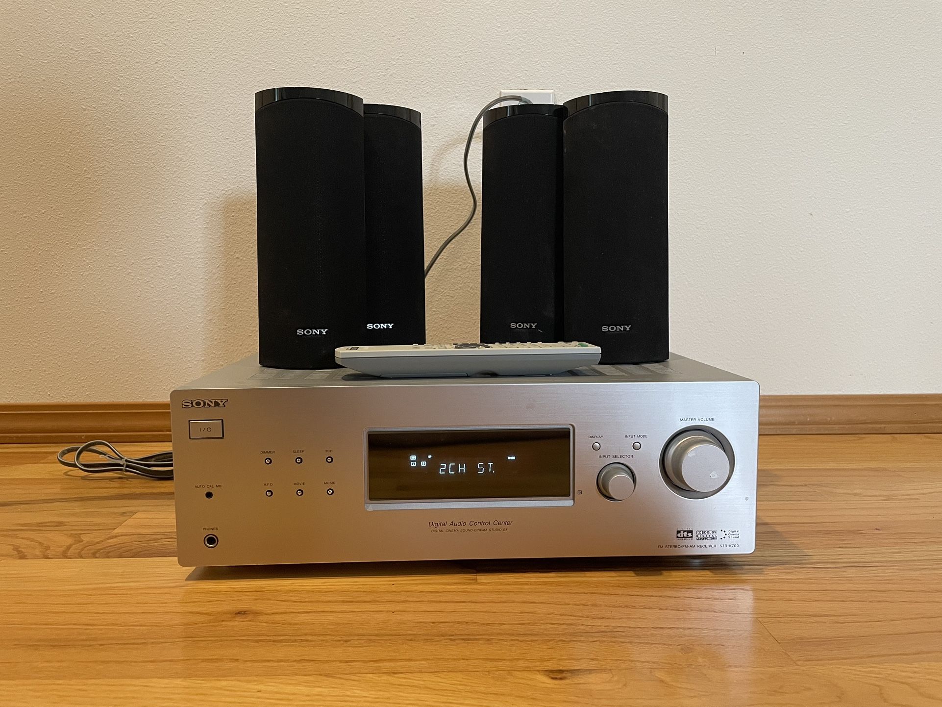 Sony Receiver STR-K700 and Surround Sound Speakers SS-TSB106