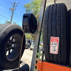 245/75/17 one tire like new