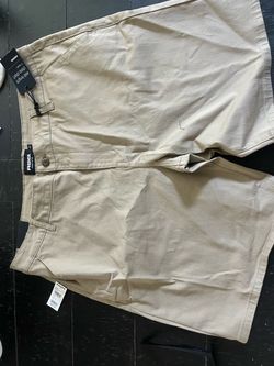 Brand New Tillys Chino Shorts Size 40