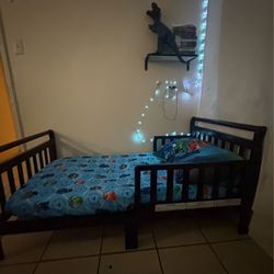 Small children’s bed