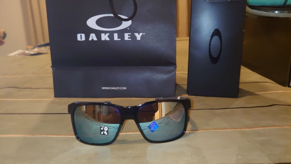 Oakley glasses