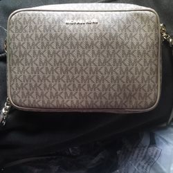Michael Kors Crossbody Bag 