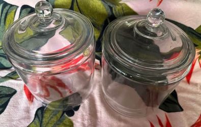 138oz glass jars x 2