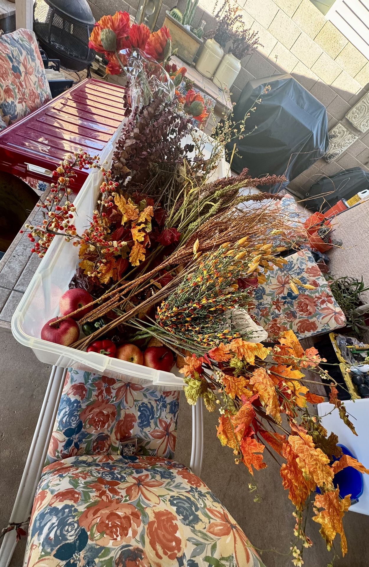 46 GALLON TOTE OF FALL DECOR