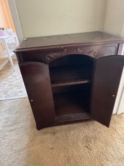 Dresser