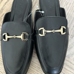 Ladies Old Navy  Black Faux -Leather  Loafer Shoes Size 7 New