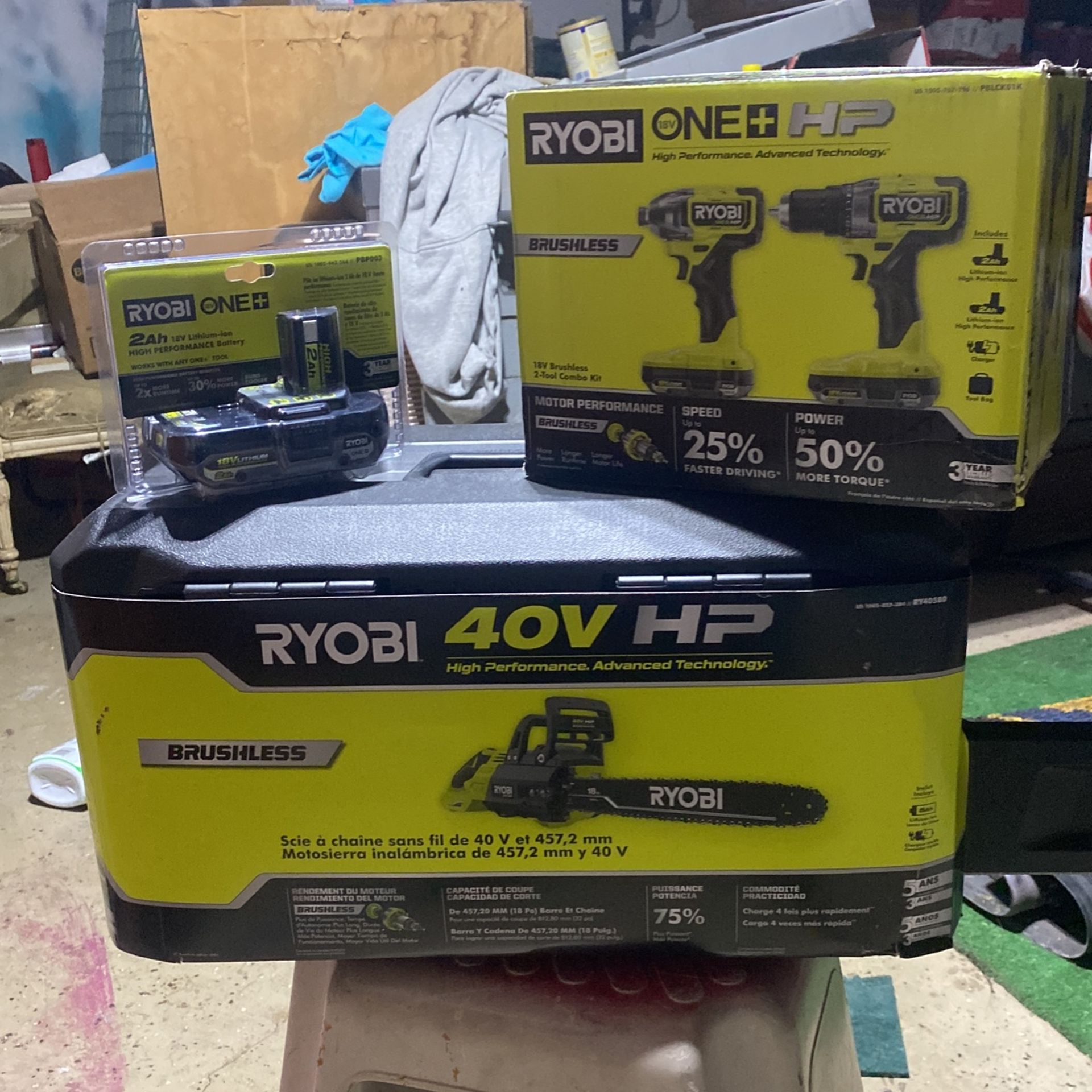 RYOBI 40V HP Brushless 18 in. Cordless Battery Chainsaw with 5.0 Ah Battery and Charger