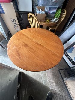 Round Diner Table 41”D. 29” H