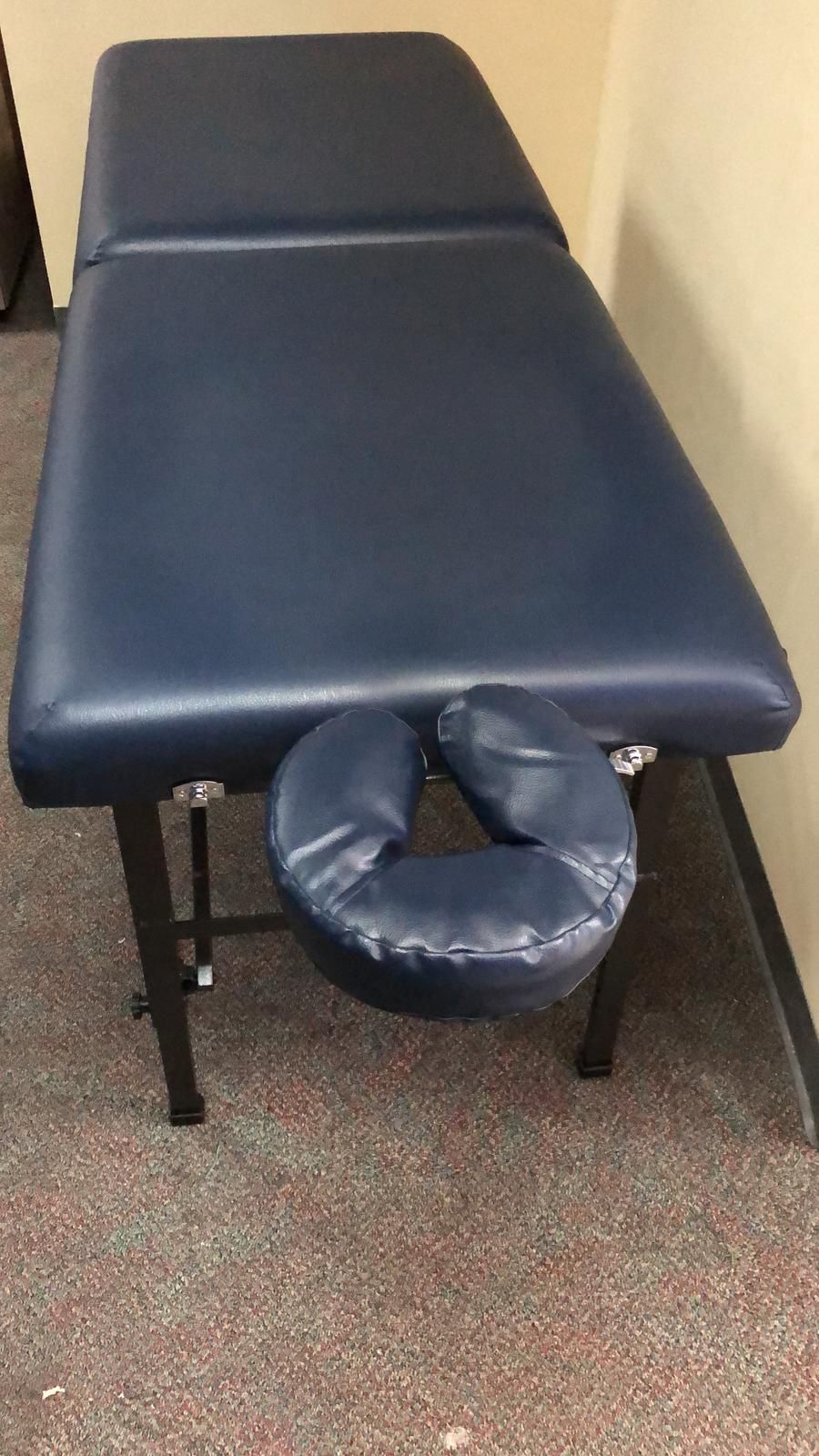 Massage table InStep MT300