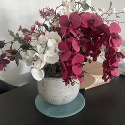 Vase With flowers 