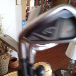 Set Of Callaway Left Hand Golf Clubs