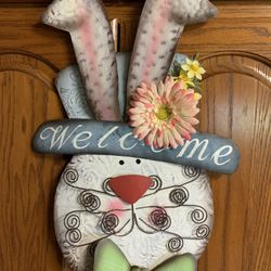 Metal Welcome Bunny