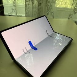 SAMSUNG Galaxy Z Fold 3 5G US Version, 256GB