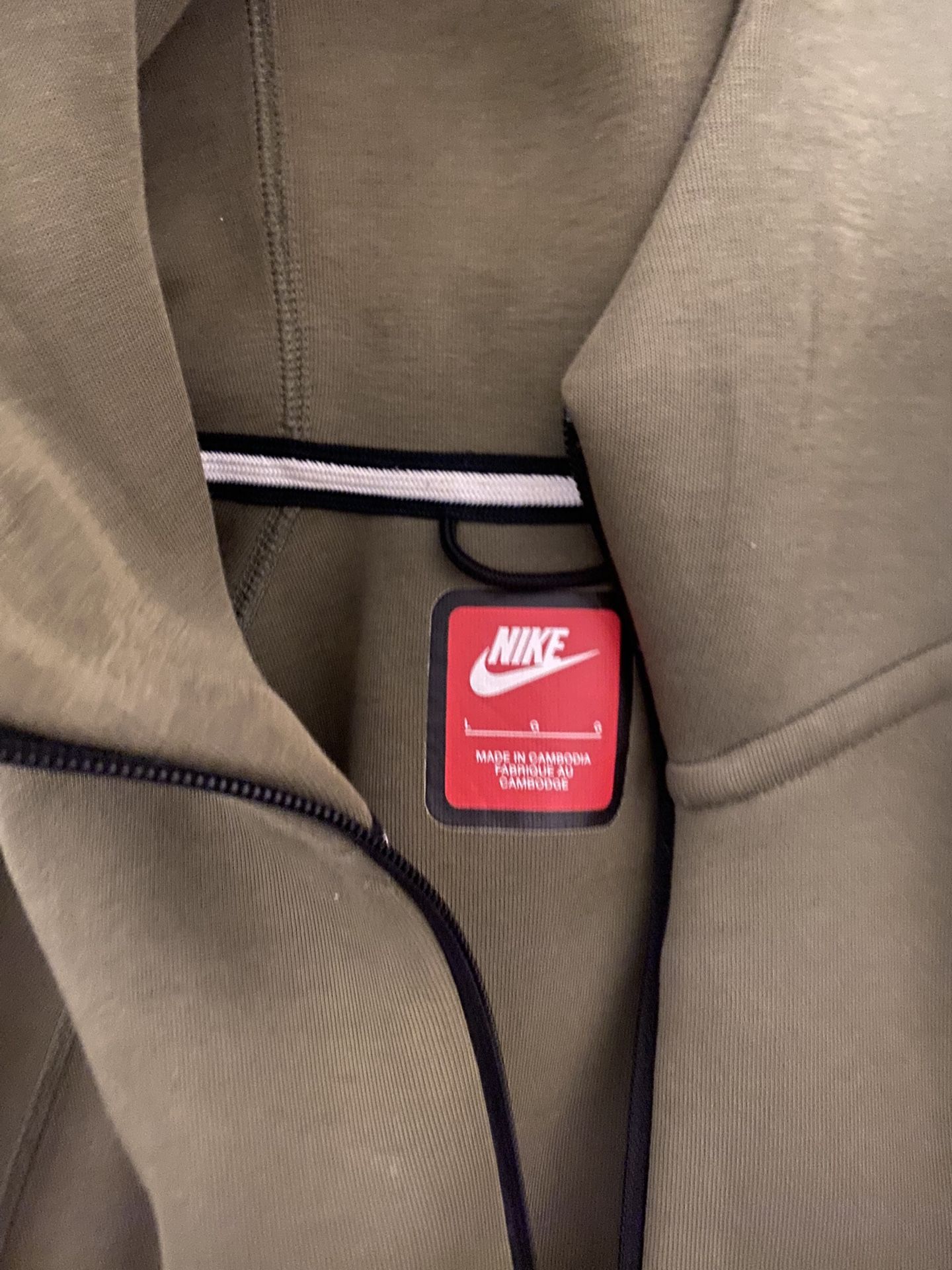 Green Nike Tech