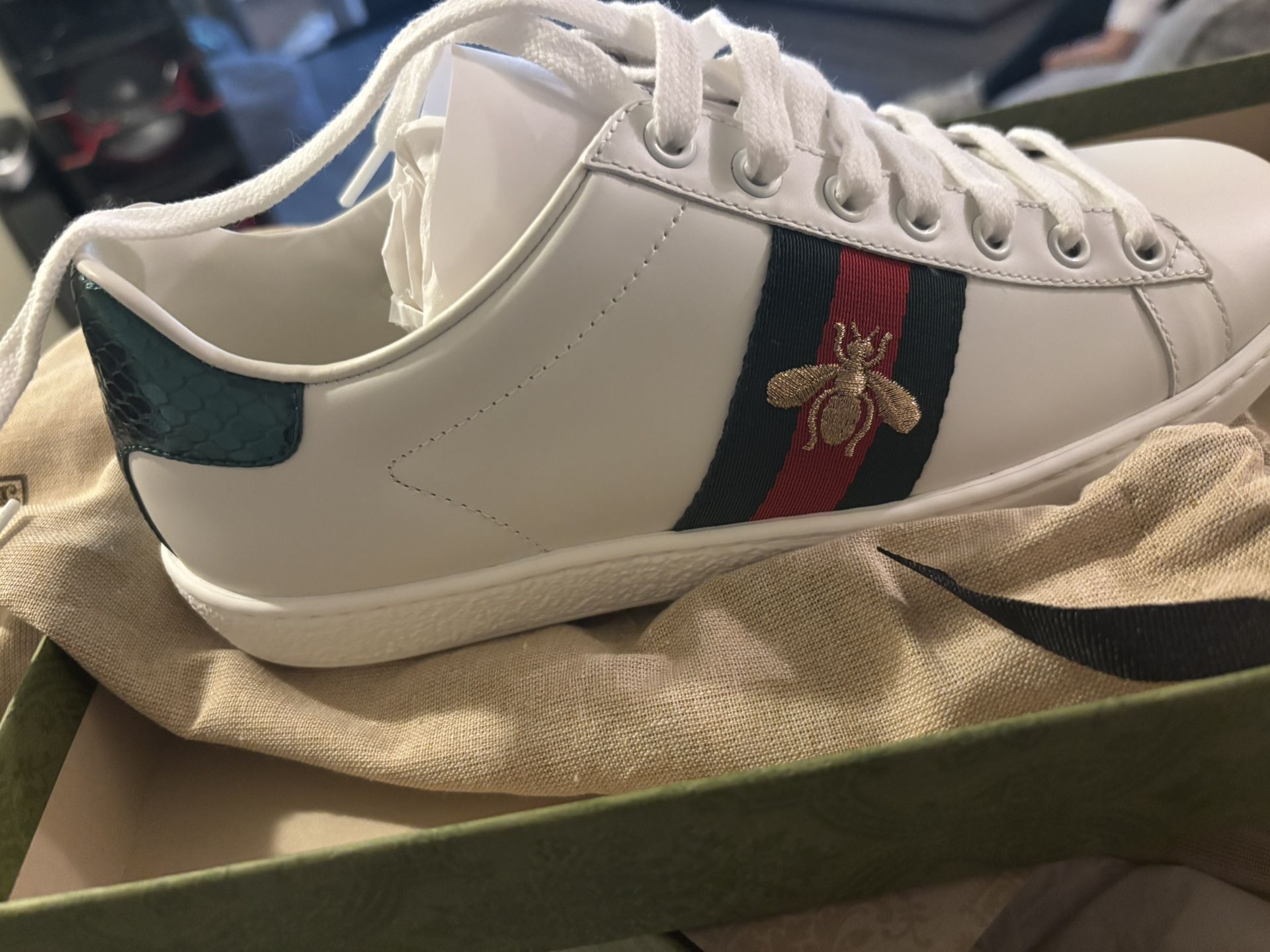 Gucci Bee Sneakers