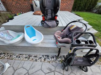 Carriage/Car Seats/Highchair/Bath-BEST OFFER