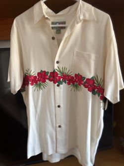 New orig Hilo Hattie shirt