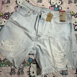 levis woman 501