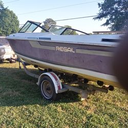 24 Ft Fiberglass Boat