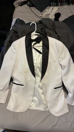 tuxedo Prom suit , 300$ for it