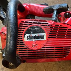 Shindaiwa Chain Saw